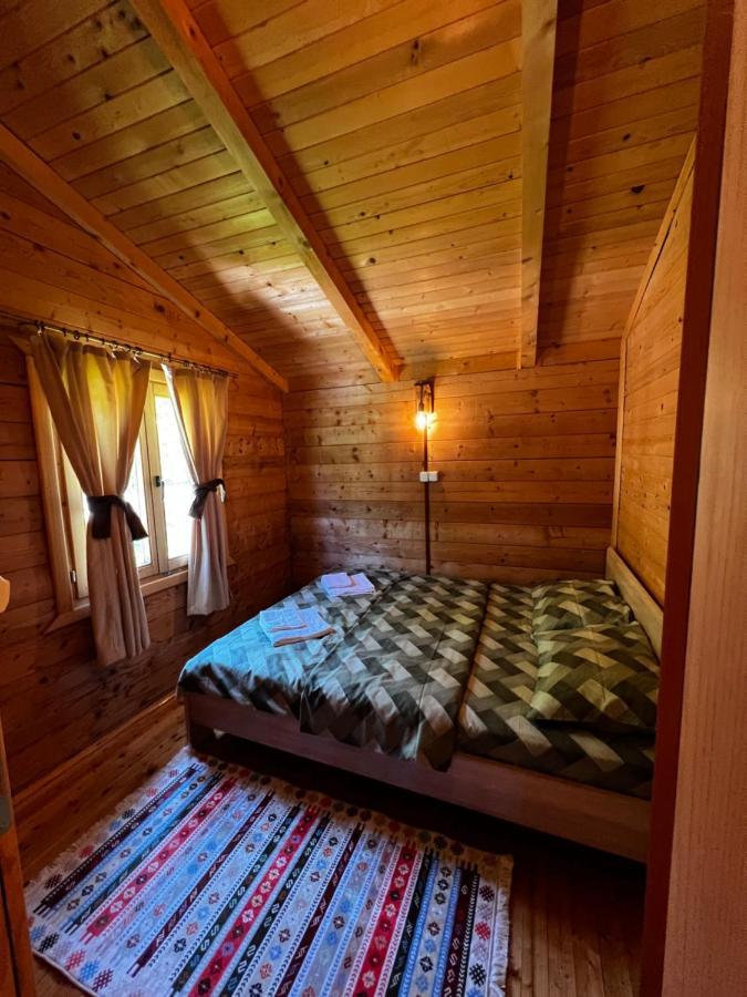 Orahovo Cottages Вирпазар Екстериор снимка