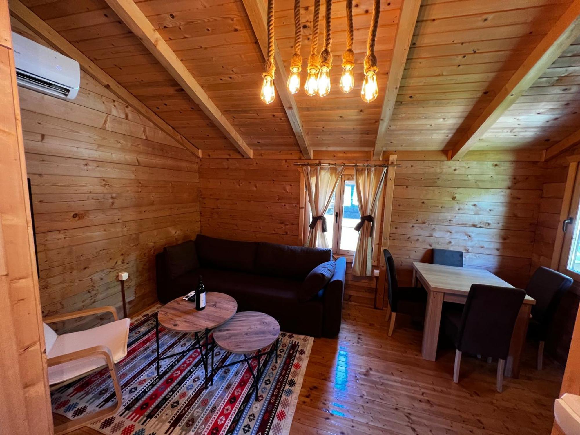 Orahovo Cottages Вирпазар Екстериор снимка