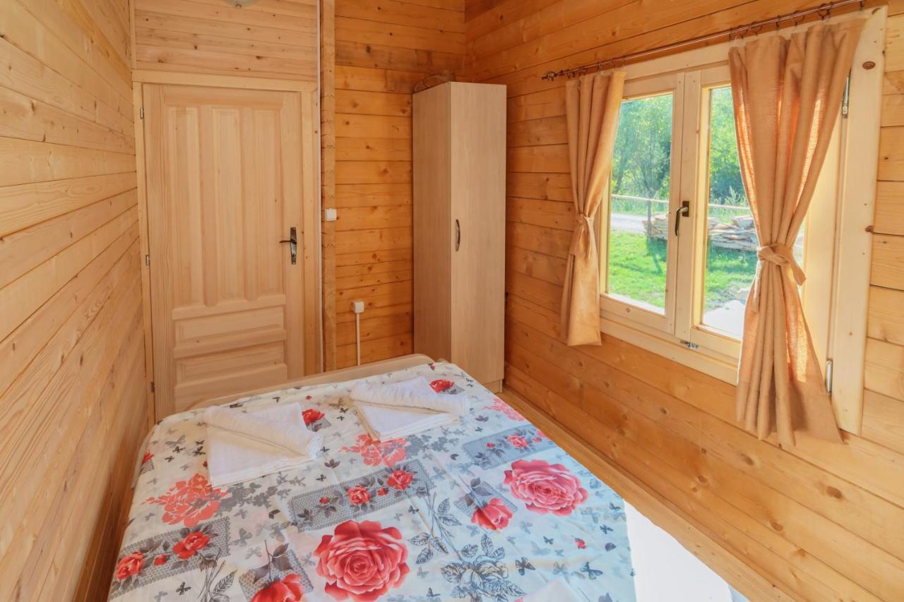 Orahovo Cottages Вирпазар Екстериор снимка